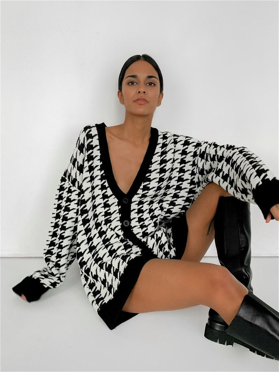 Women V Neck Knitted Plaid Long Sleeves Cardigan Overcoat-Women Sweaters-Free Shipping at meselling99