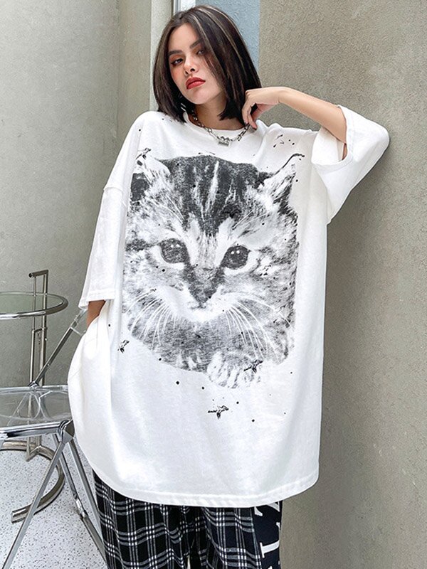 Black&White Cat Printed Oversize/Plus Size T-Shirts--Free Shipping at meselling99